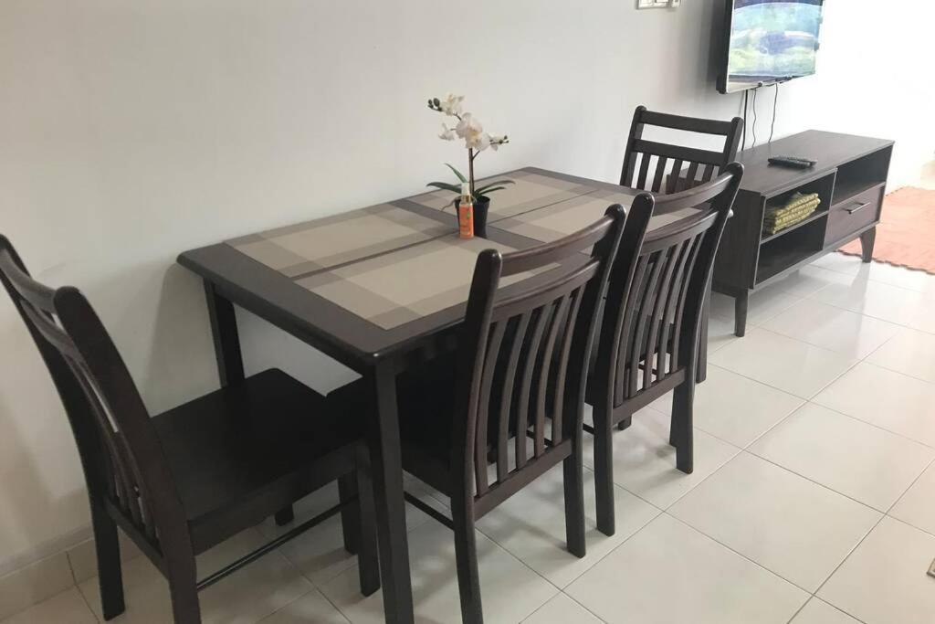 Homestaybaba Close To Ukm, Gmi, & More ! Kajang Luaran gambar